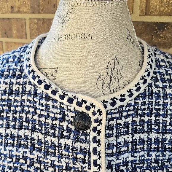 NWT Christian Lacroix blue tweed cropped jacket - Picture 2 of 15